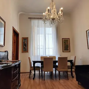 Guest house Accanto Al Duomo, Florence